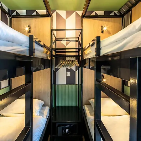 Tourist Hotel