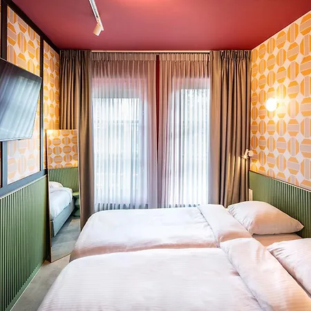 Hotel Tourist 3*